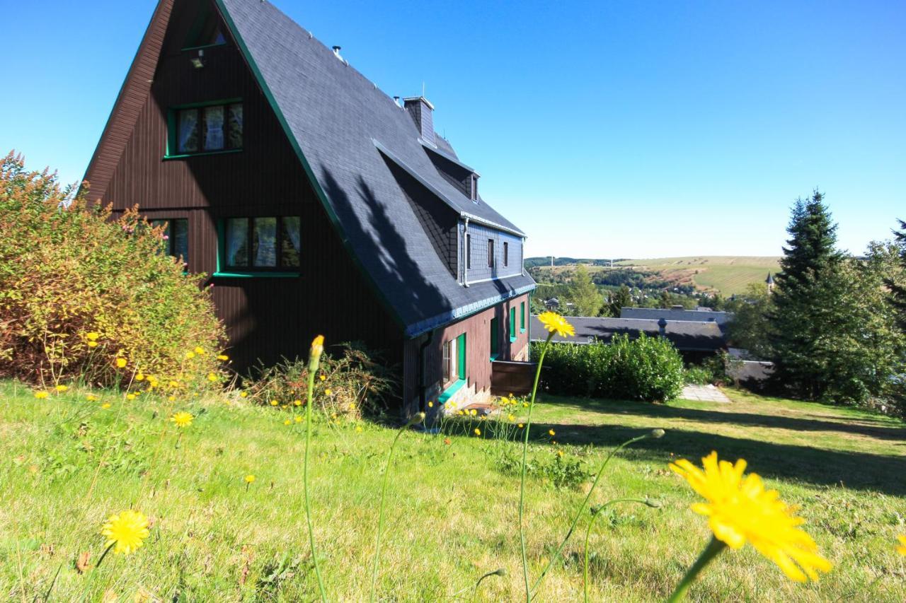 Haus Am Berg - Pension Direkt Am Skihang Oberwiesenthal Eksteriør bilde